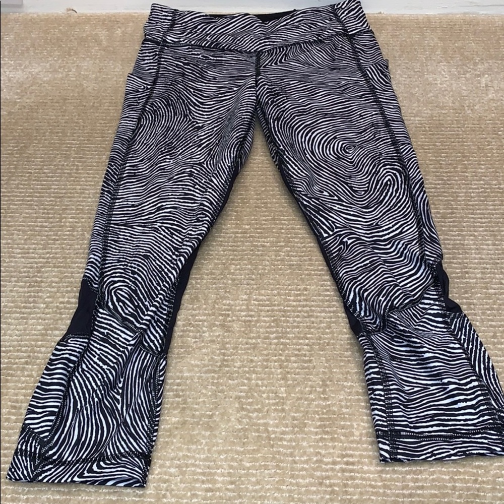 Zebra print cropped lulu lemon run pants